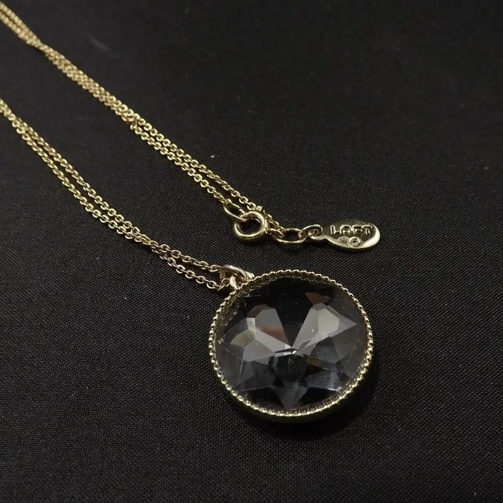 Loft Gray Crystal Pendant Long Silver Necklace, Woman's 34